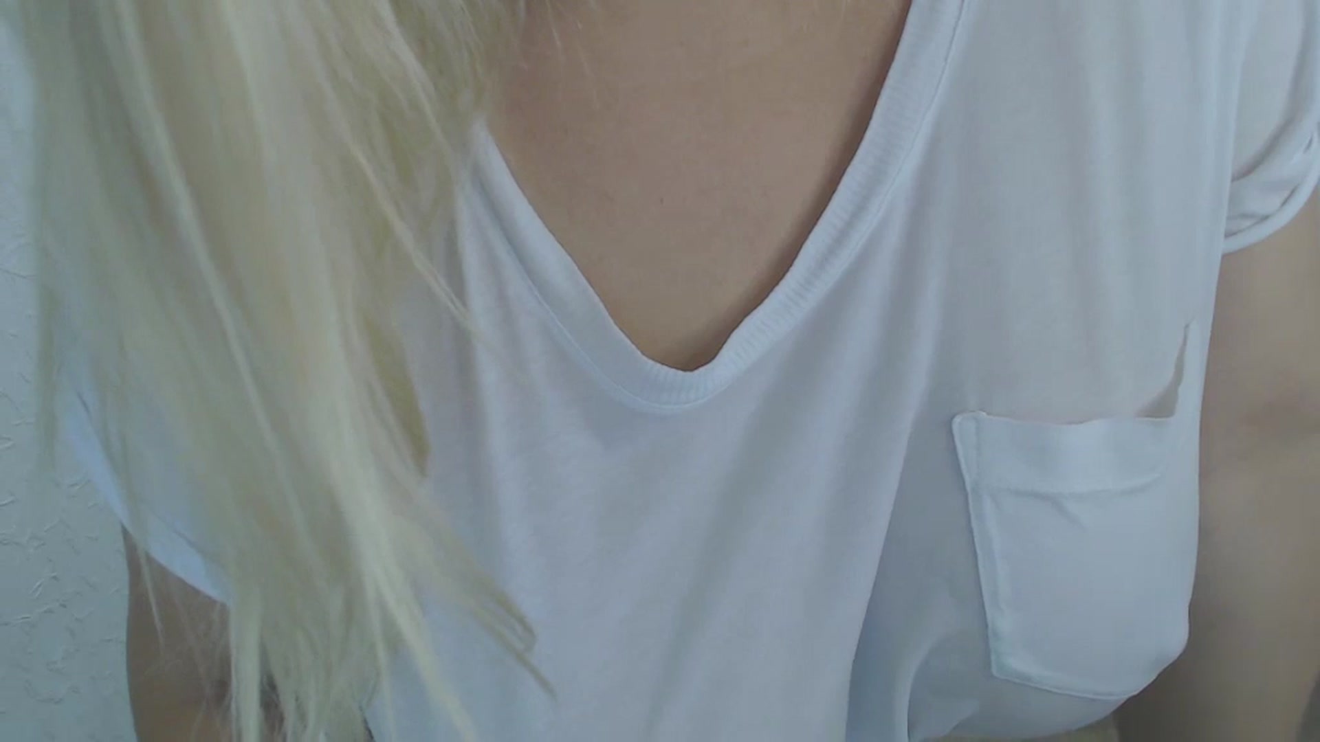 Gallery image thumbnail from RoxieVachs's myfreecams stream on, 07/21/2024, 09:43 image 18 of 20