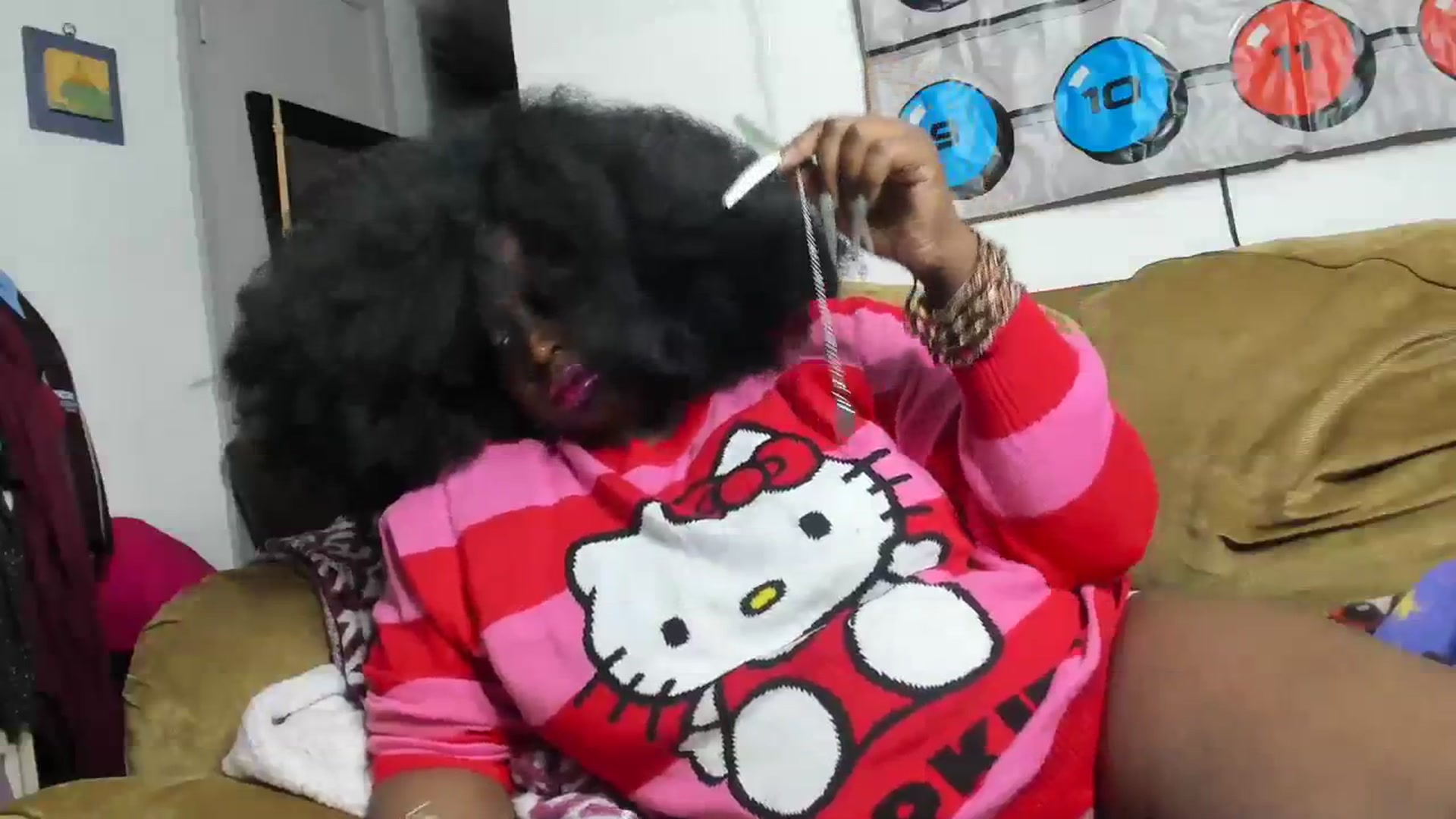 Gallery image thumbnail from Roxiiee's myfreecams stream on, 09/25/2023, 16:54 image 3 of 20