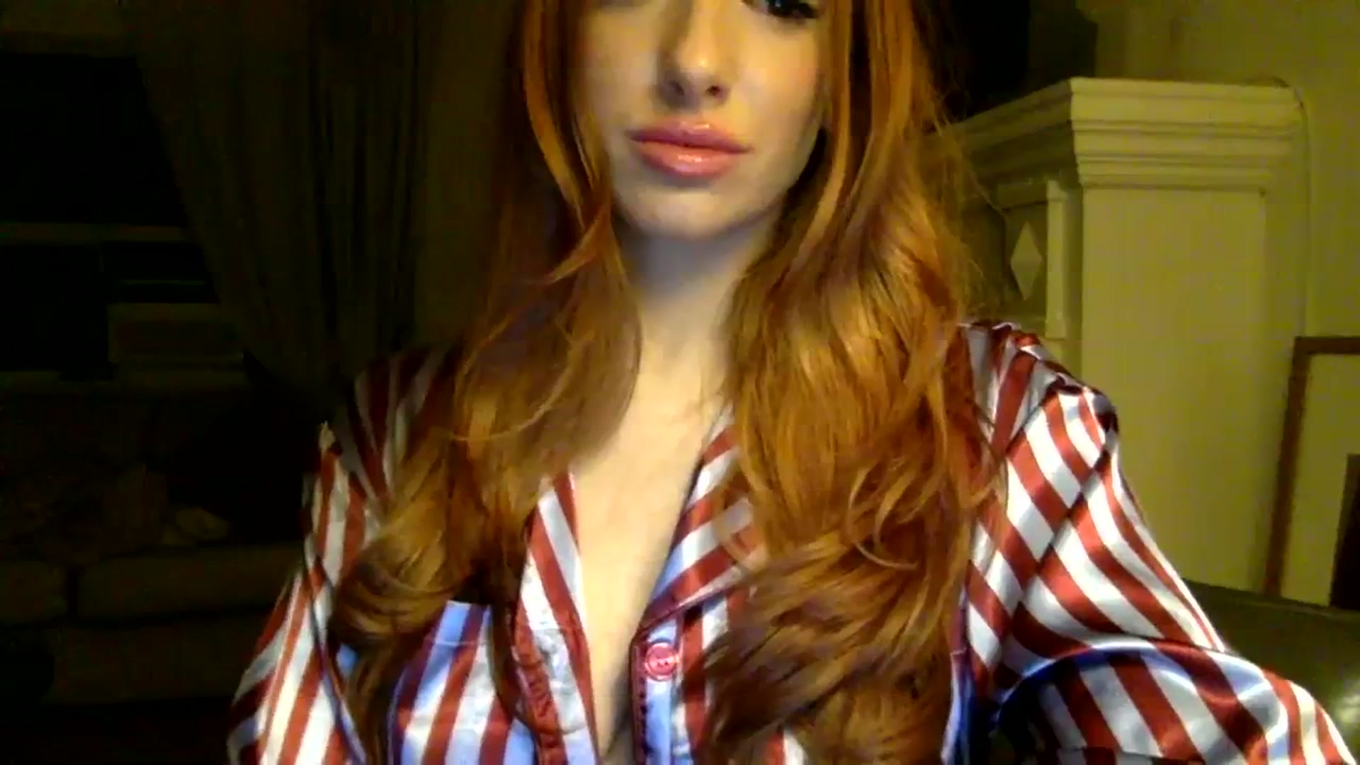 Gallery image thumbnail from Roxiredlight's myfreecams stream on, 01/13/2024, 08:35 image 19 of 20