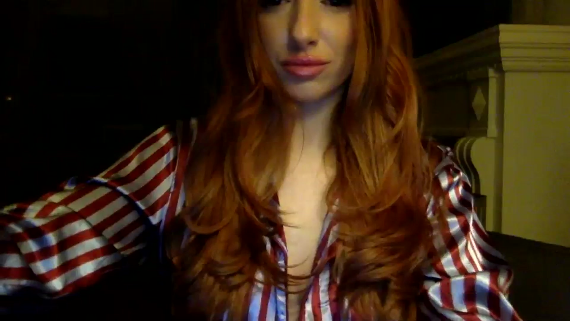 Gallery image thumbnail from Roxiredlight's myfreecams stream on, 01/13/2024, 08:35 image 9 of 20