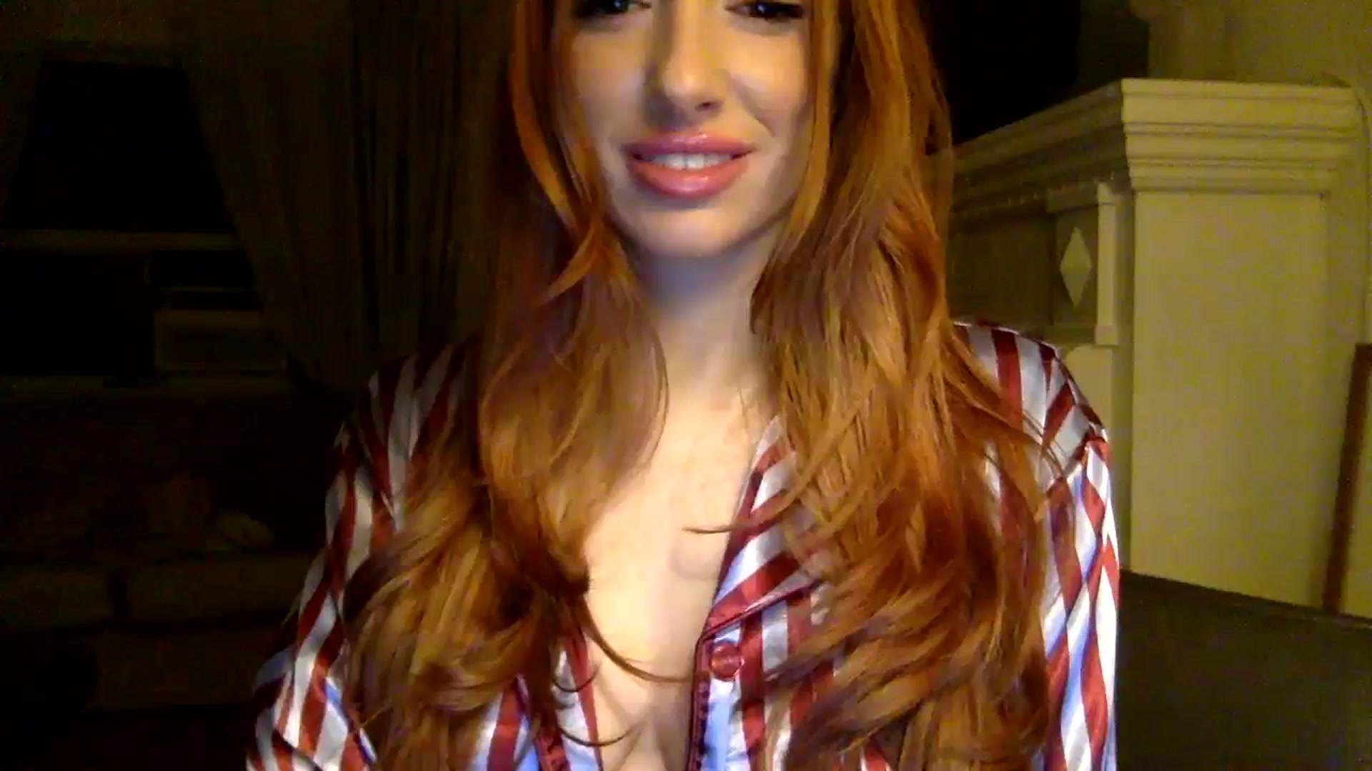 Gallery image thumbnail from Roxiredlight's myfreecams stream on, 01/13/2024, 08:35 image 18 of 20