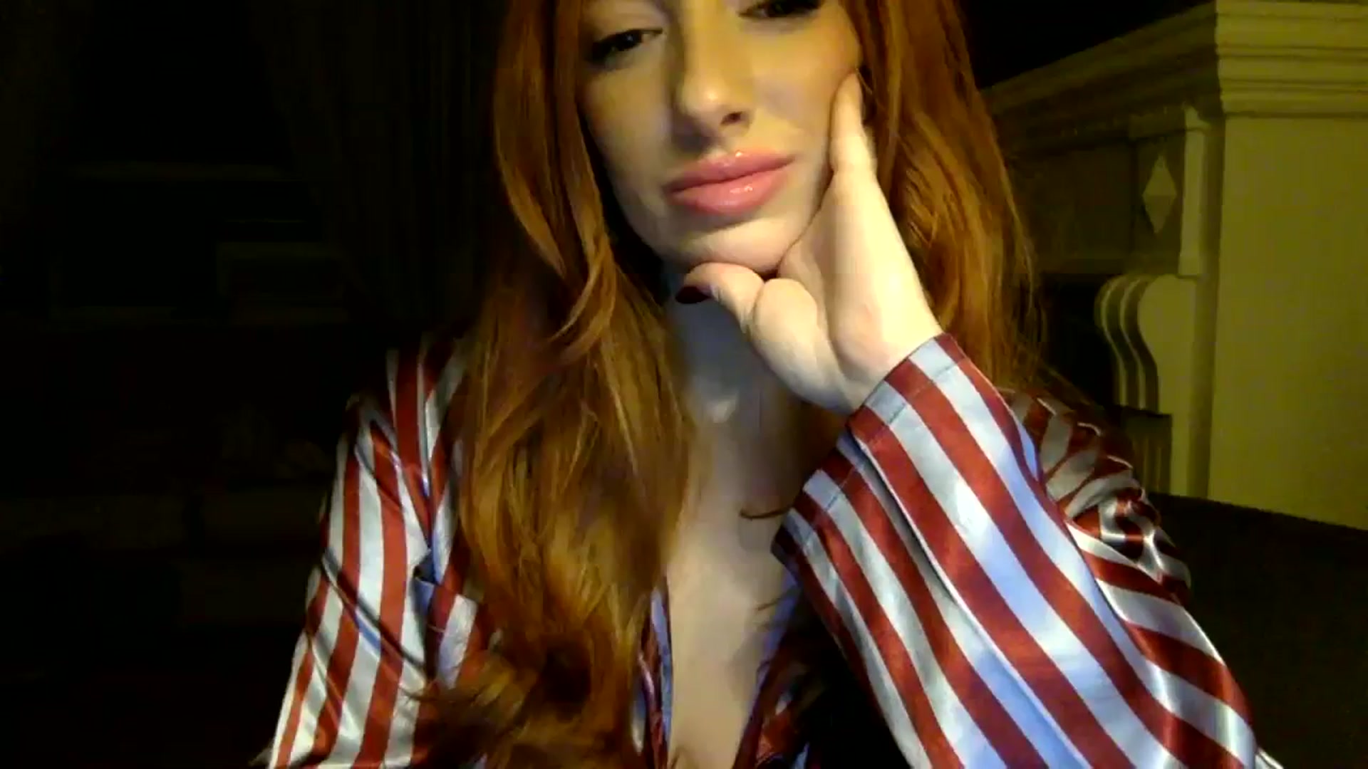 Gallery image thumbnail from Roxiredlight's myfreecams stream on, 01/13/2024, 09:31 image 13 of 20