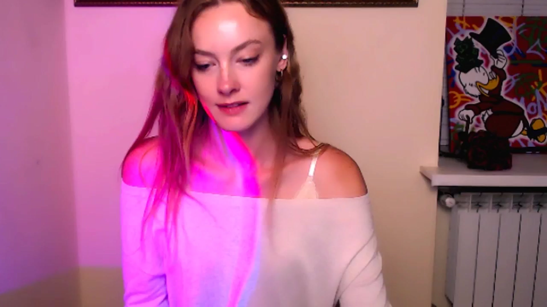 Gallery image thumbnail from RoxyCherry_'s myfreecams stream on, 09/28/2025, 11:17 image 1 of 20