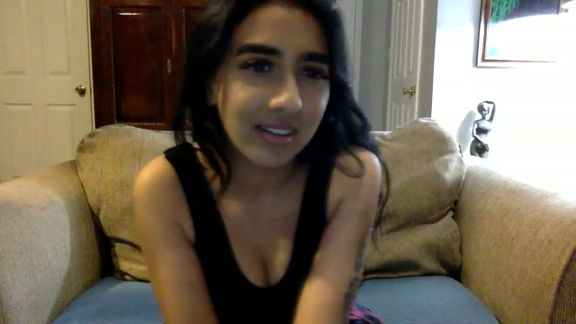 Gallery image thumbnail from RoxyRhapsody's myfreecams stream on, 11/21/2022, 24:47 image 18 of 20