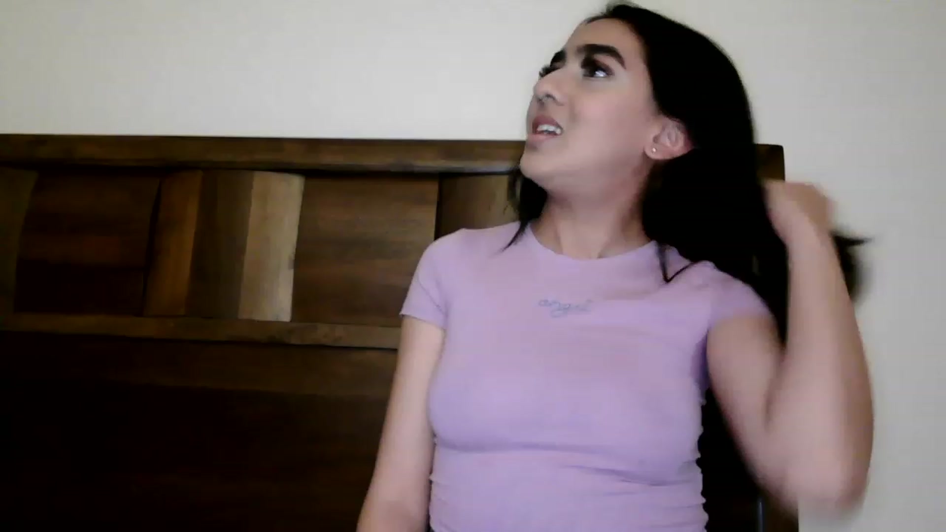 Gallery image thumbnail from RoxyRhapsody's myfreecams stream on, 11/24/2022, 03:16 image 1 of 20
