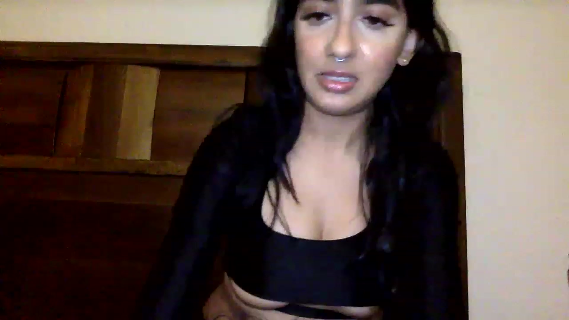 Gallery image thumbnail from RoxyRhapsody's myfreecams stream on, 11/25/2022, 02:06 image 3 of 20