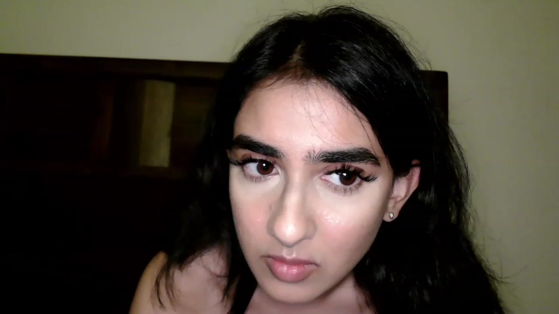 Gallery image thumbnail from RoxyRhapsody's myfreecams stream on, 11/27/2022, 01:06 image 14 of 20