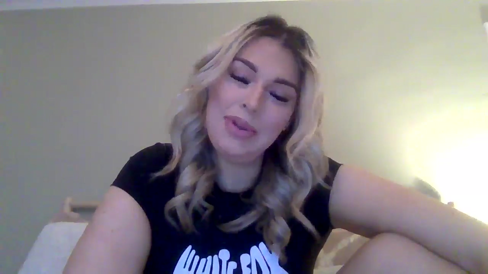 Gallery image thumbnail from Roxy_Reveals's myfreecams stream on, 03/28/2025, 16:42 image 19 of 20