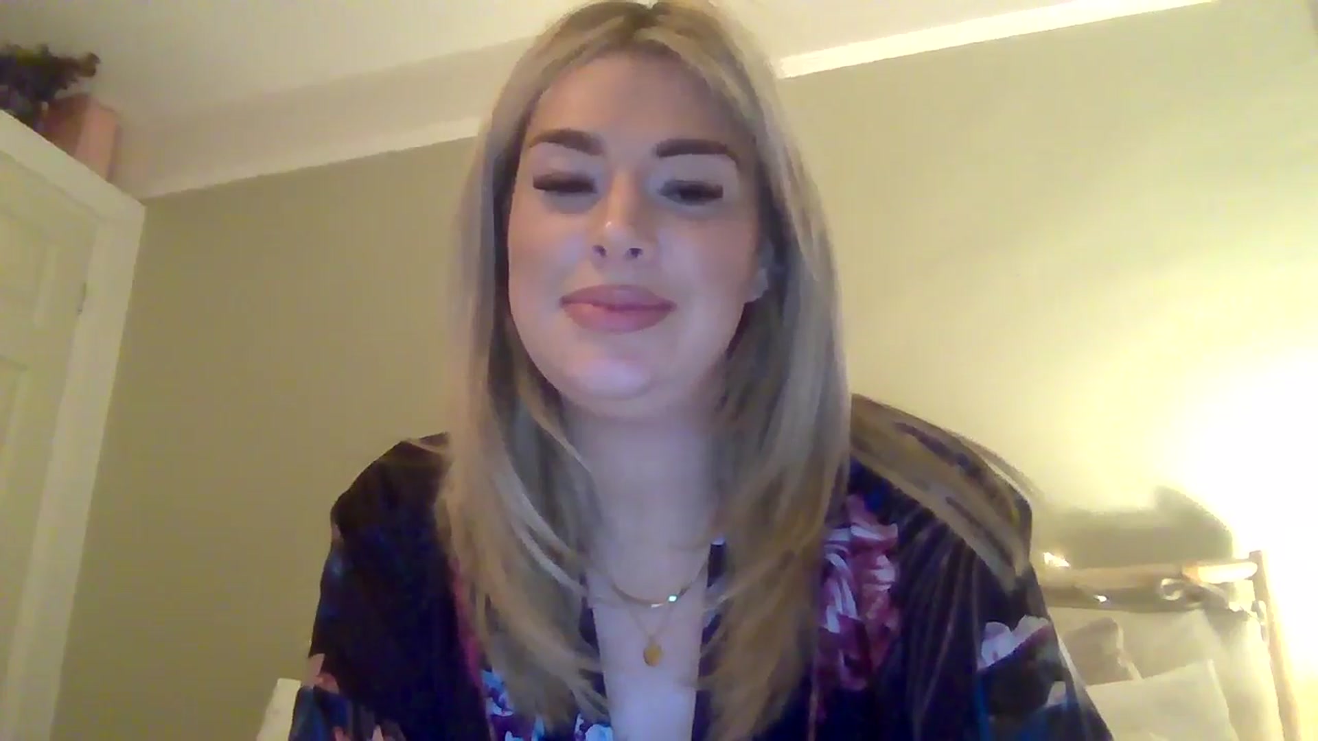 Gallery image thumbnail from Roxy_Reveals's myfreecams stream on, 04/02/2025, 22:56 image 12 of 20