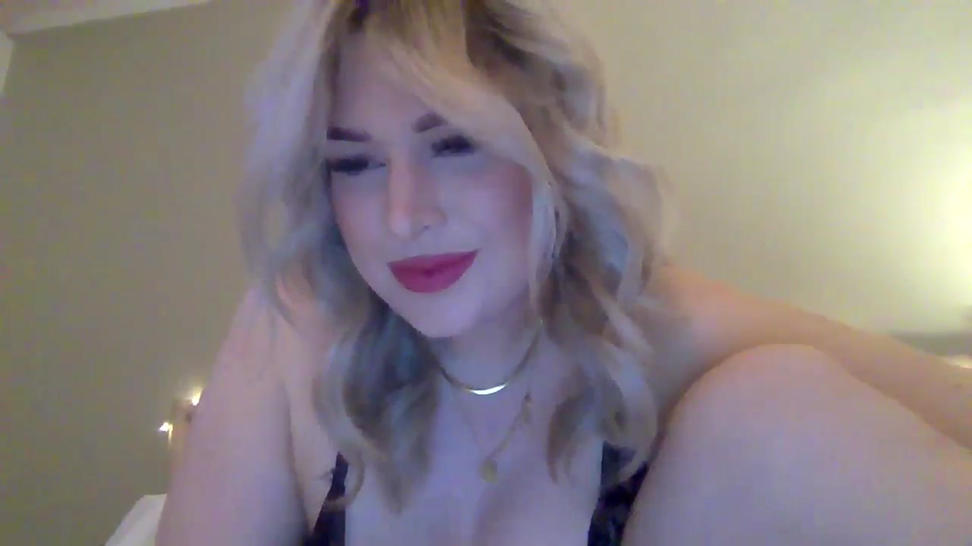 Gallery image thumbnail from Roxy_Reveals's myfreecams stream on, 04/07/2025, 19:35 image 5 of 20