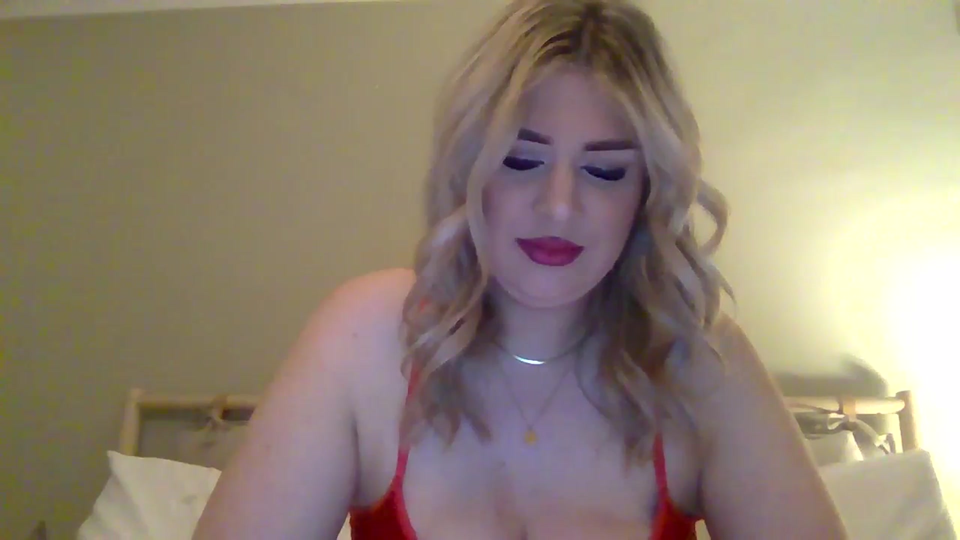 Gallery image thumbnail from Roxy_Reveals's myfreecams stream on, 04/09/2025, 20:32 image 19 of 20