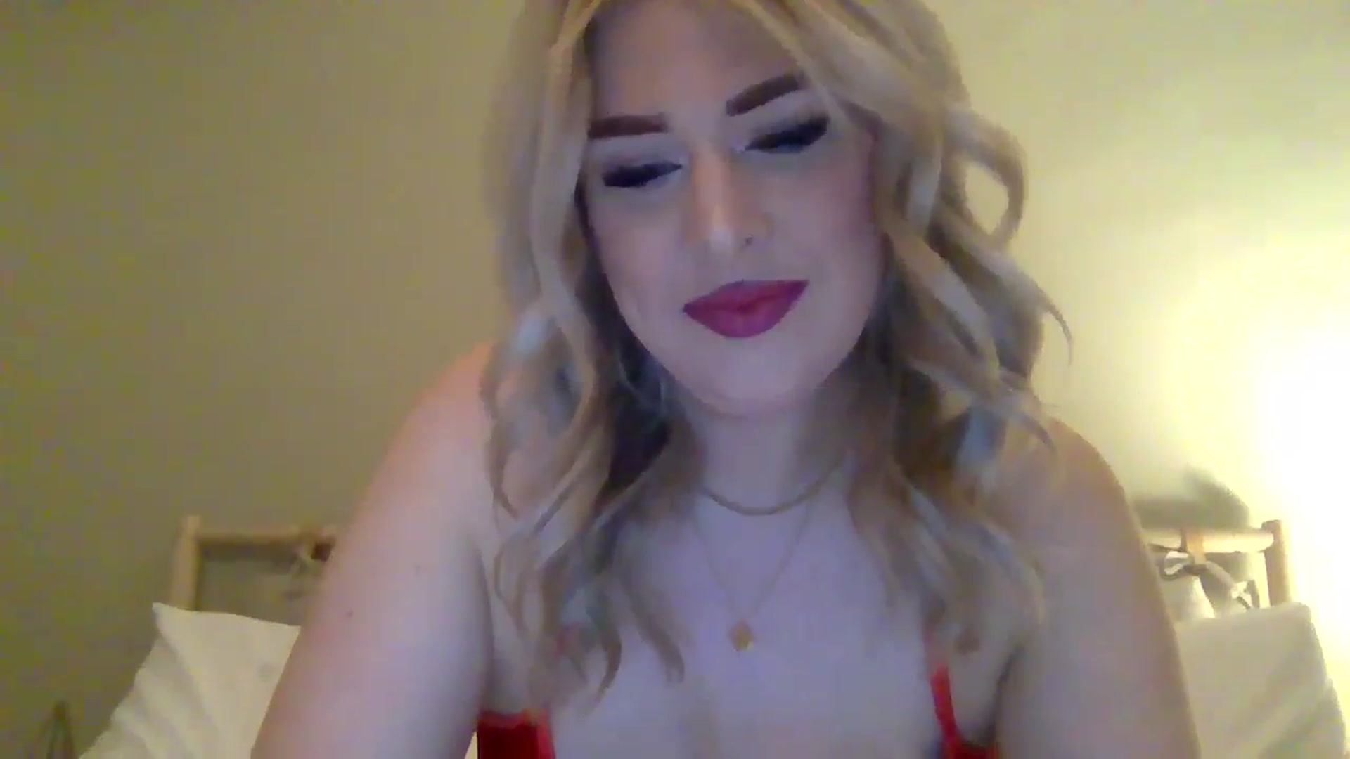 Gallery image thumbnail from Roxy_Reveals's myfreecams stream on, 04/09/2025, 20:32 image 18 of 20