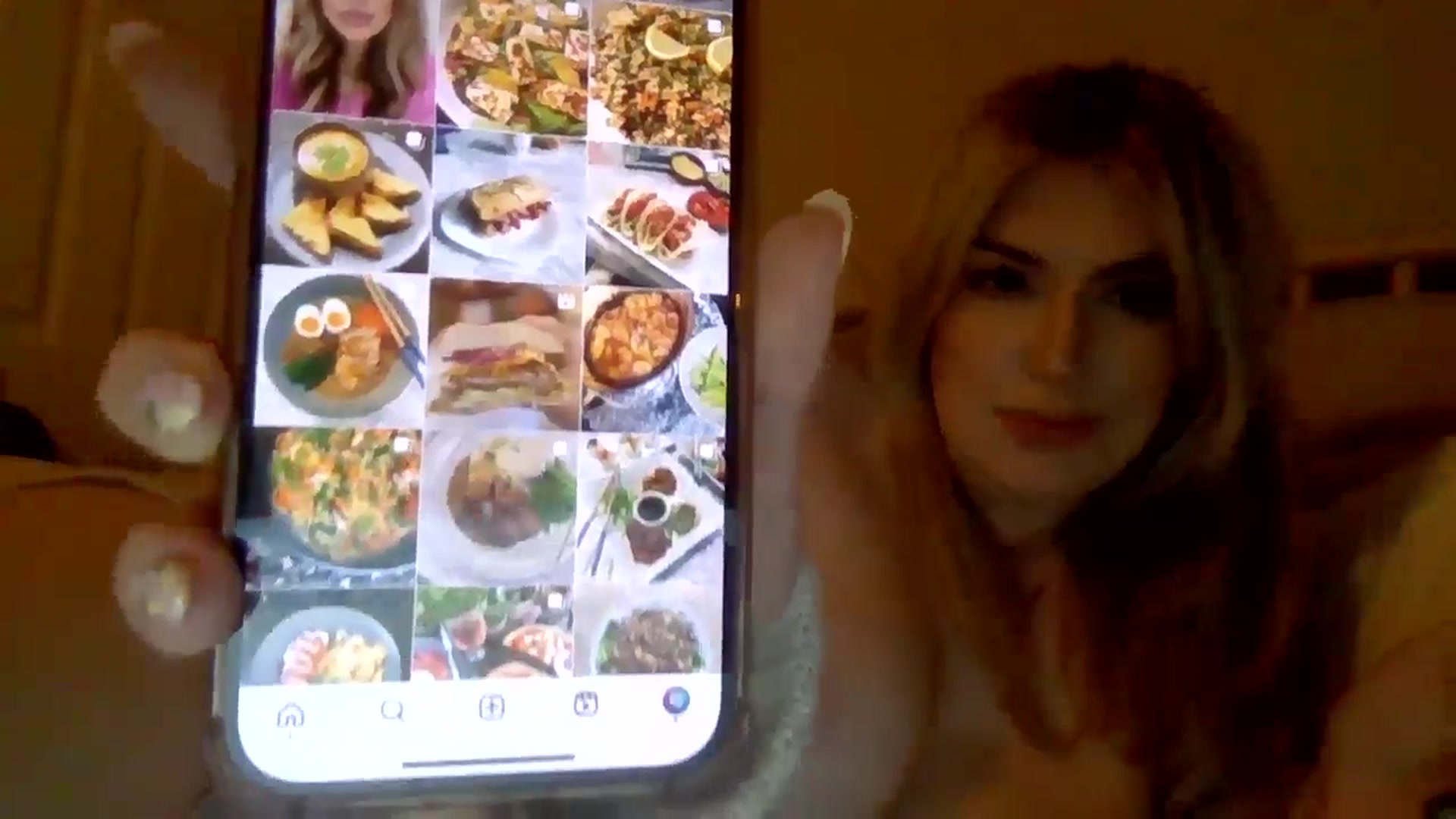 Gallery image thumbnail from Roxy_Reveals's myfreecams stream on, 04/27/2025, 23:38 image 19 of 20