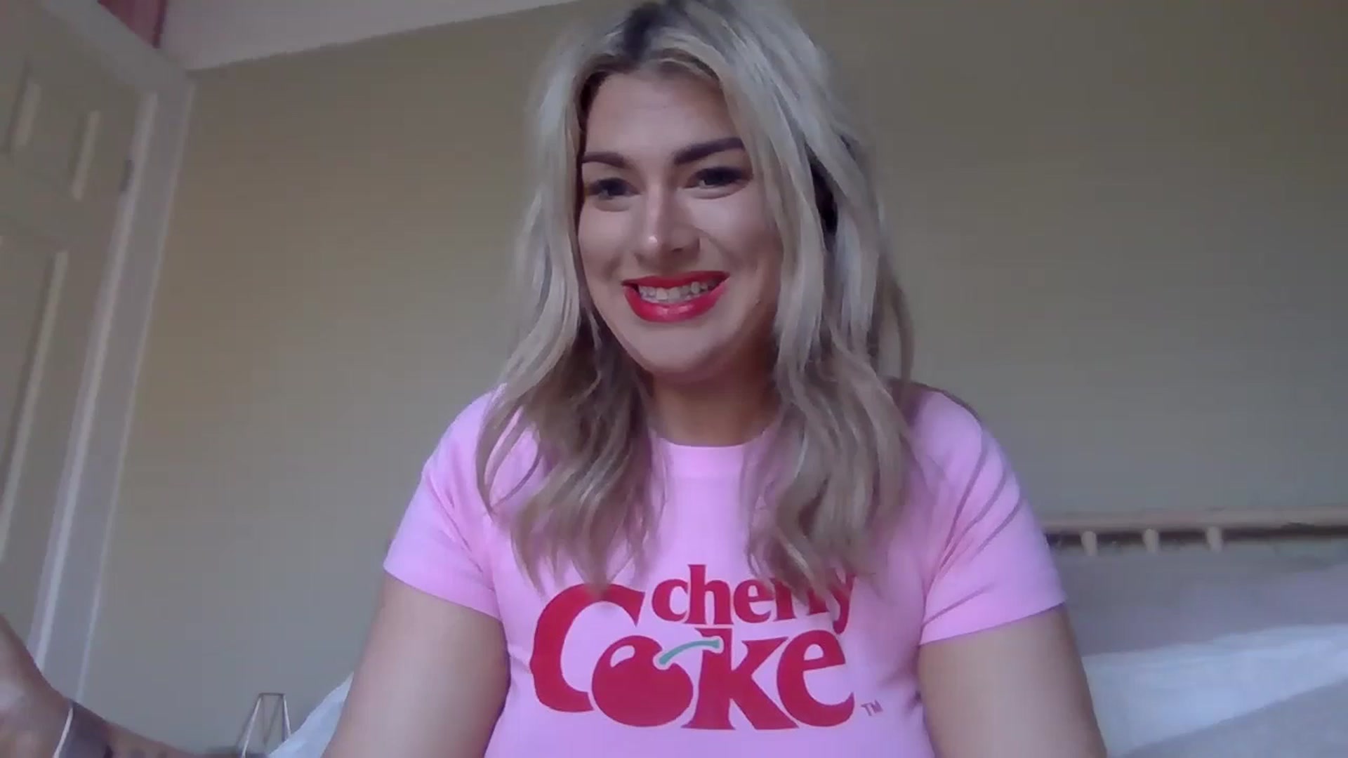 Gallery image thumbnail from Roxy_Reveals's myfreecams stream on, 04/30/2025, 13:46 image 8 of 20