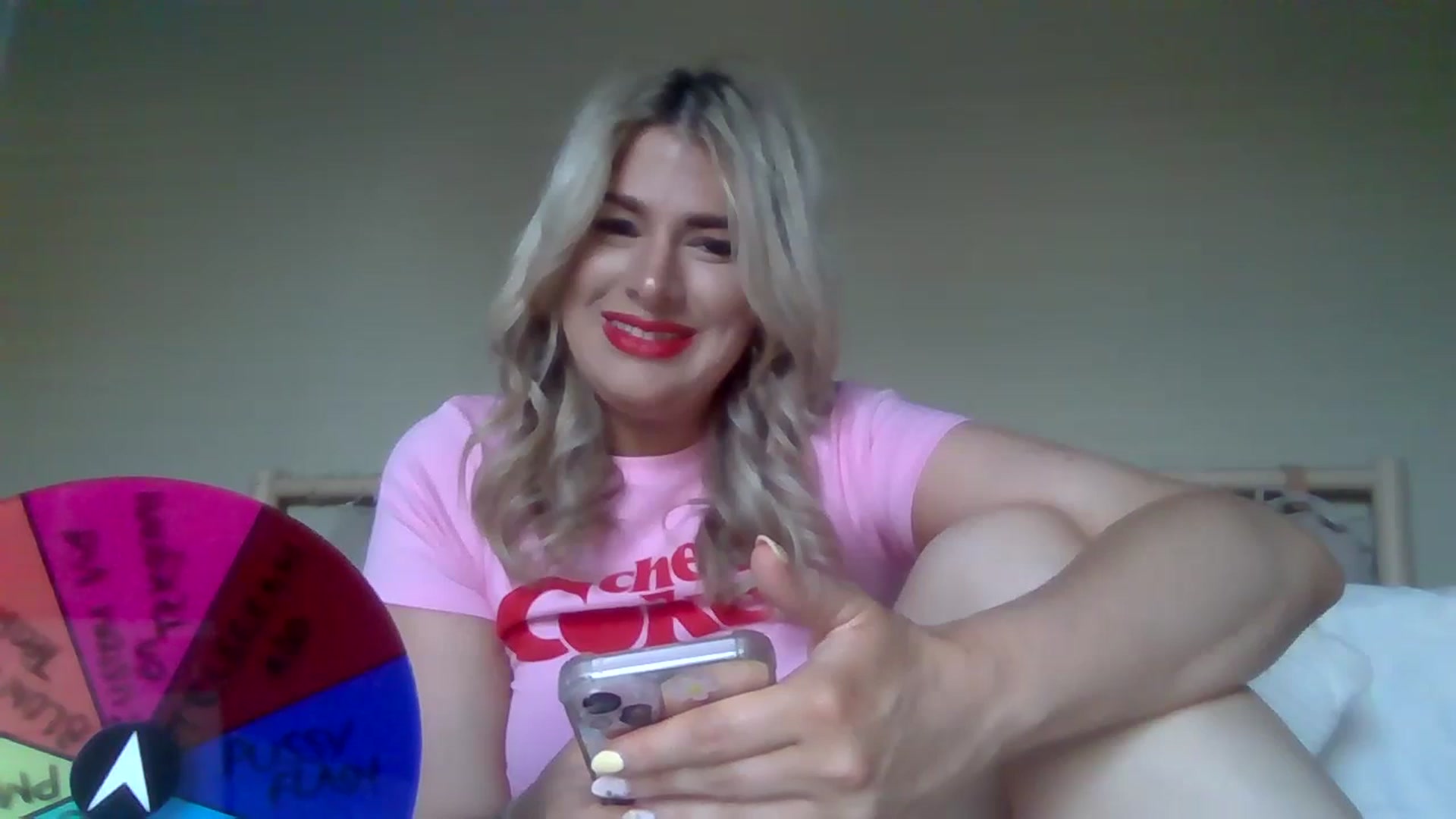 Gallery image thumbnail from Roxy_Reveals's myfreecams stream on, 04/30/2025, 18:46 image 14 of 20