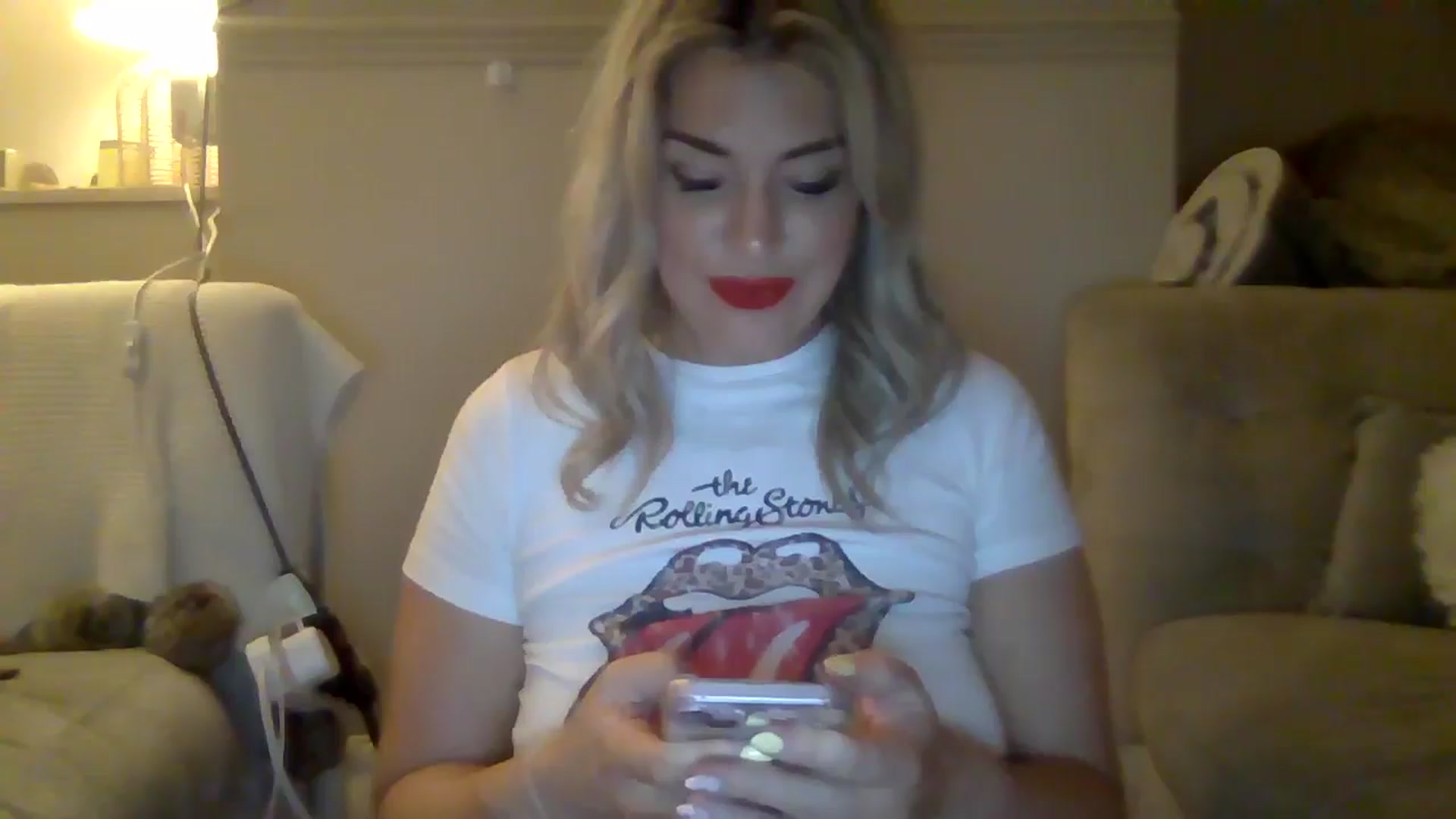 Gallery image thumbnail from Roxy_Reveals's myfreecams stream on, 05/01/2025, 22:00 image 11 of 20