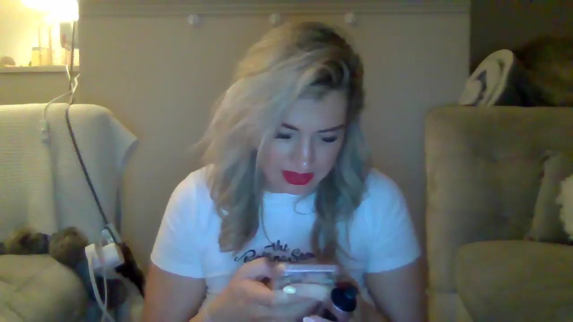 Gallery image thumbnail from Roxy_Reveals's myfreecams stream on, 05/01/2025, 23:02 image 20 of 20