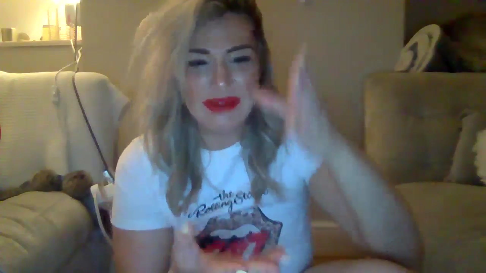 Gallery image thumbnail from Roxy_Reveals's myfreecams stream on, 05/01/2025, 23:02 image 4 of 20