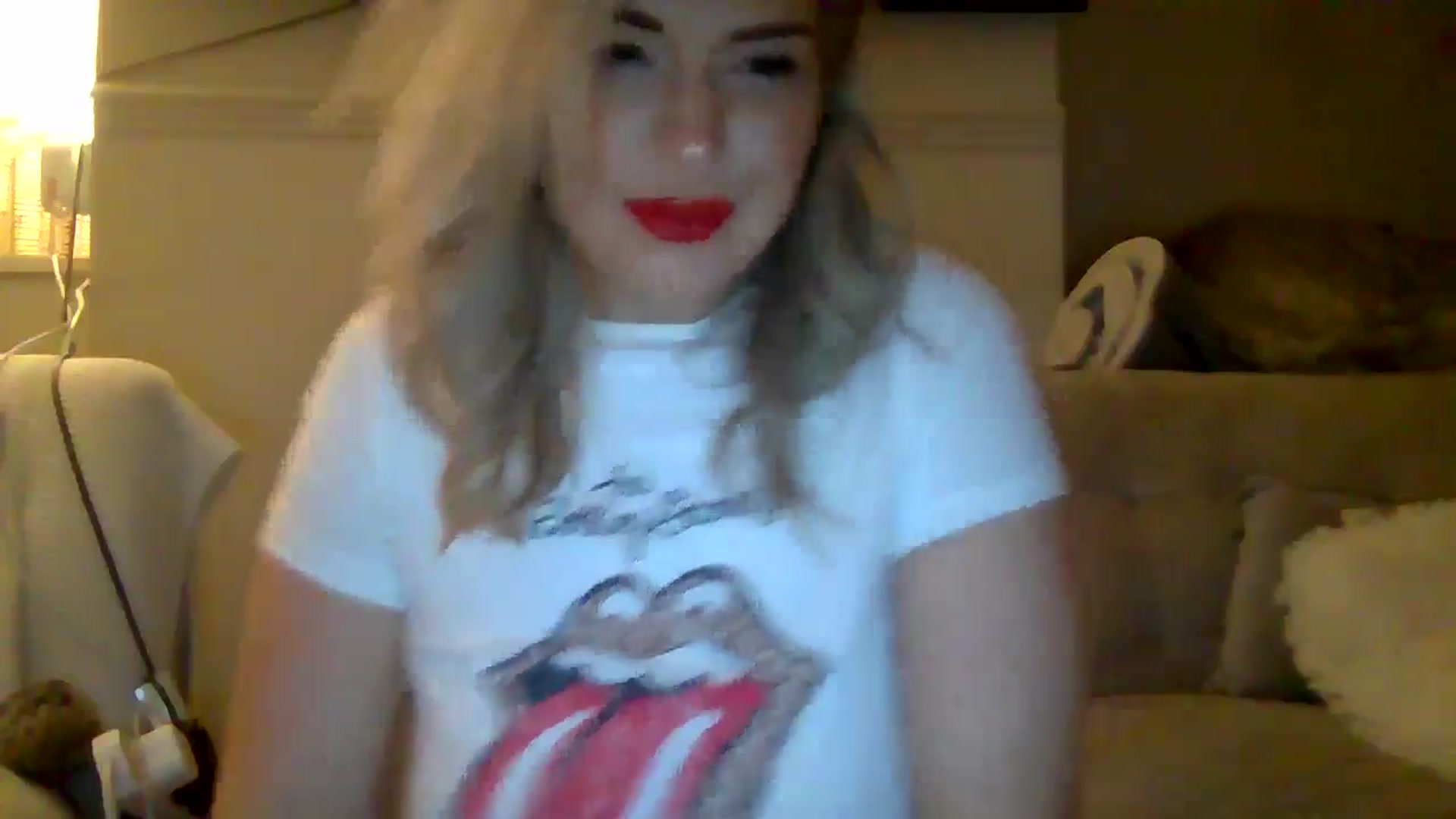 Gallery image thumbnail from Roxy_Reveals's myfreecams stream on, 05/01/2025, 23:02 image 12 of 20