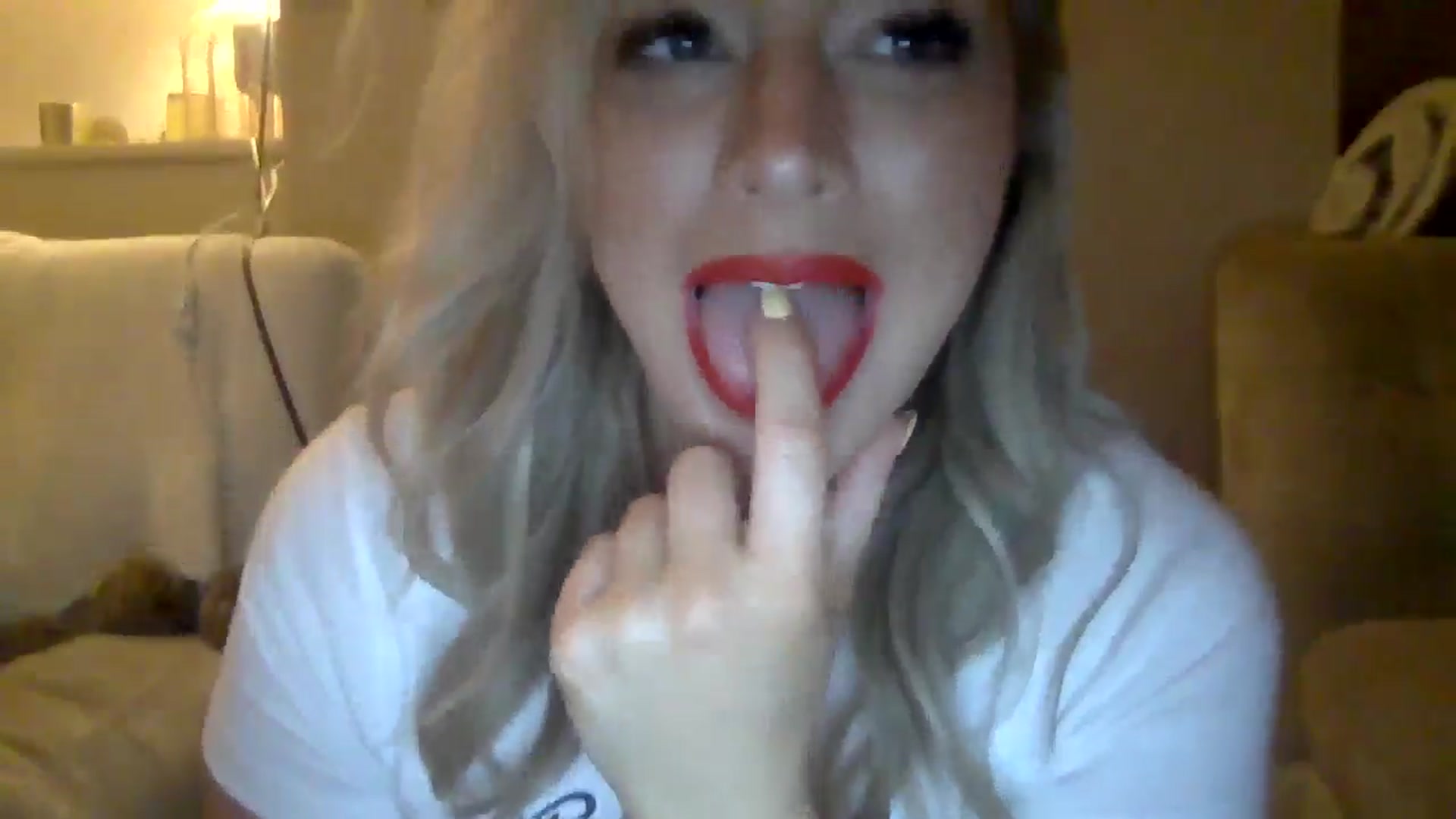 Gallery image thumbnail from Roxy_Reveals's myfreecams stream on, 05/01/2025, 23:02 image 6 of 20