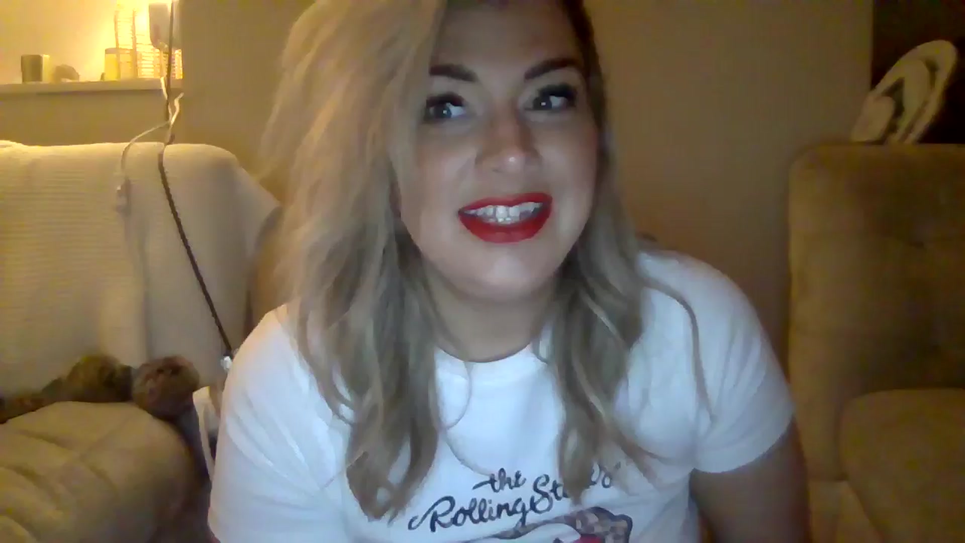 Gallery image thumbnail from Roxy_Reveals's myfreecams stream on, 05/01/2025, 23:02 image 7 of 20