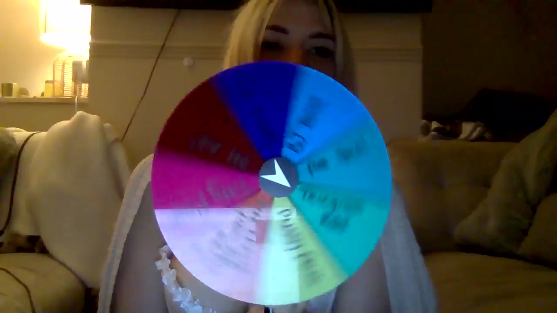 Gallery image thumbnail from Roxy_Reveals's myfreecams stream on, 05/05/2025, 22:13 image 9 of 20