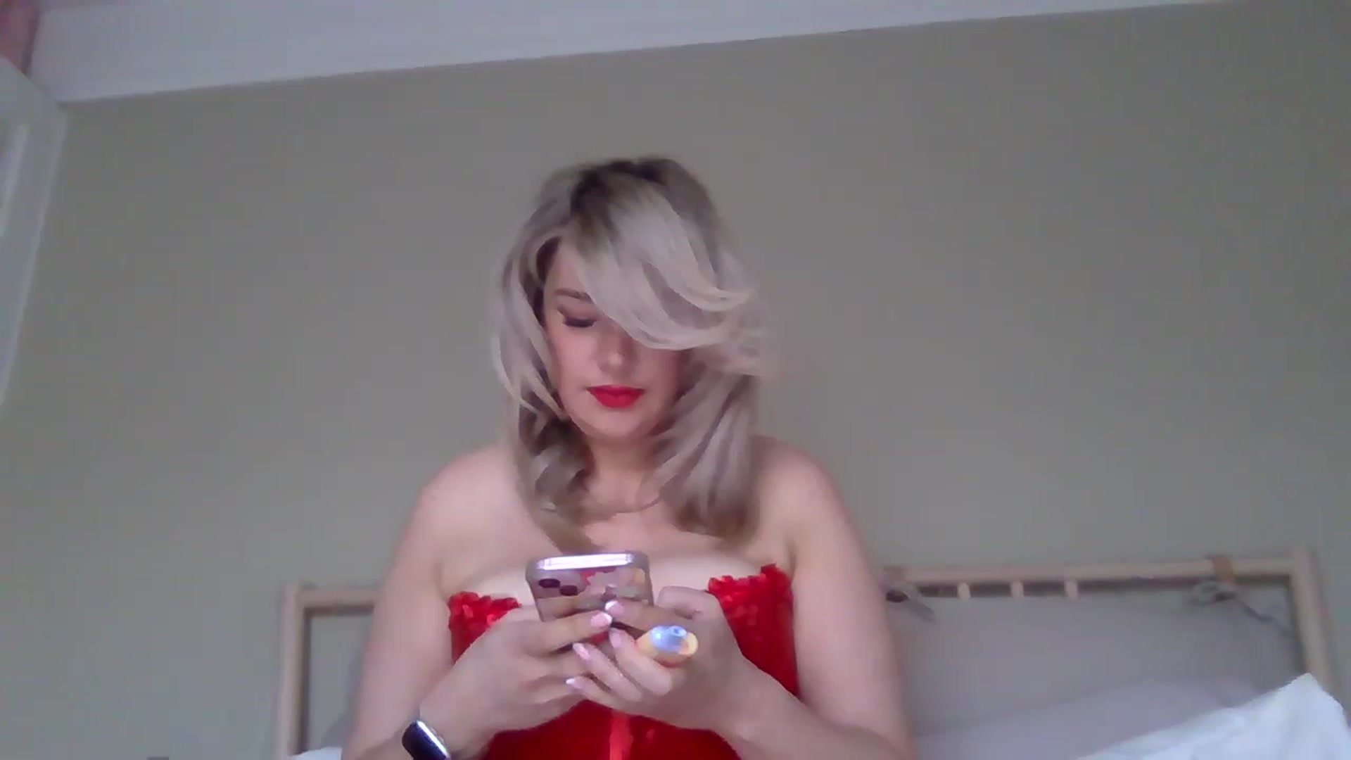Gallery image thumbnail from Roxy_Reveals's myfreecams stream on, 05/08/2025, 13:26 image 10 of 20