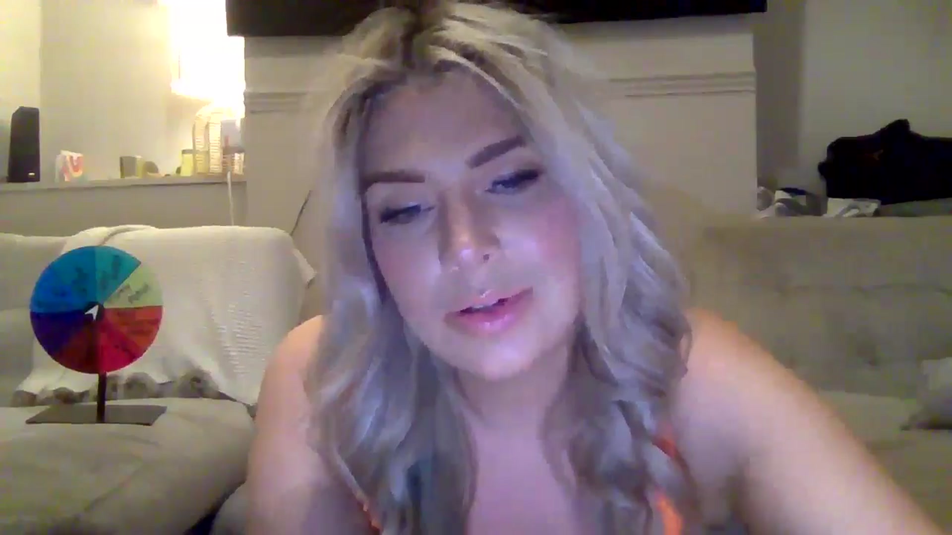 Gallery image thumbnail from Roxy_Reveals's myfreecams stream on, 05/13/2025, 21:36 image 3 of 20