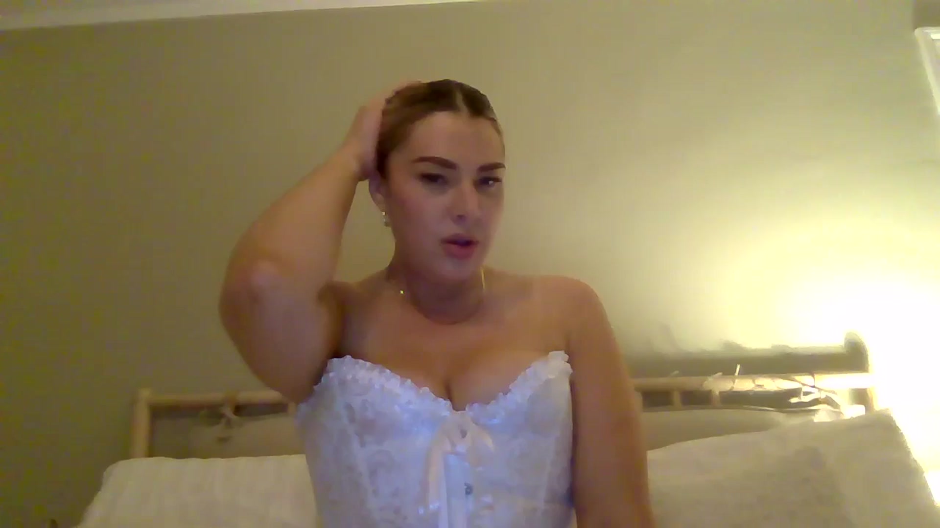 Gallery image thumbnail from Roxy_Reveals's myfreecams stream on, 05/17/2025, 23:28 image 3 of 20