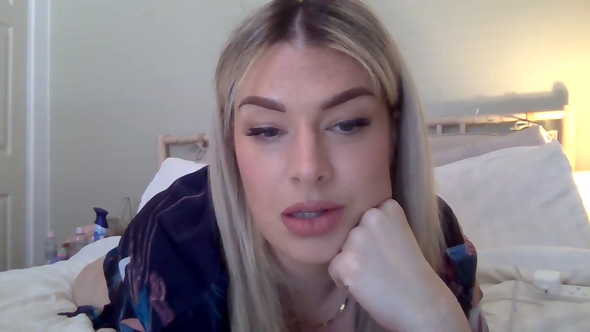 Gallery image thumbnail from Roxy_Reveals's myfreecams stream on, 05/19/2025, 15:13 image 13 of 20