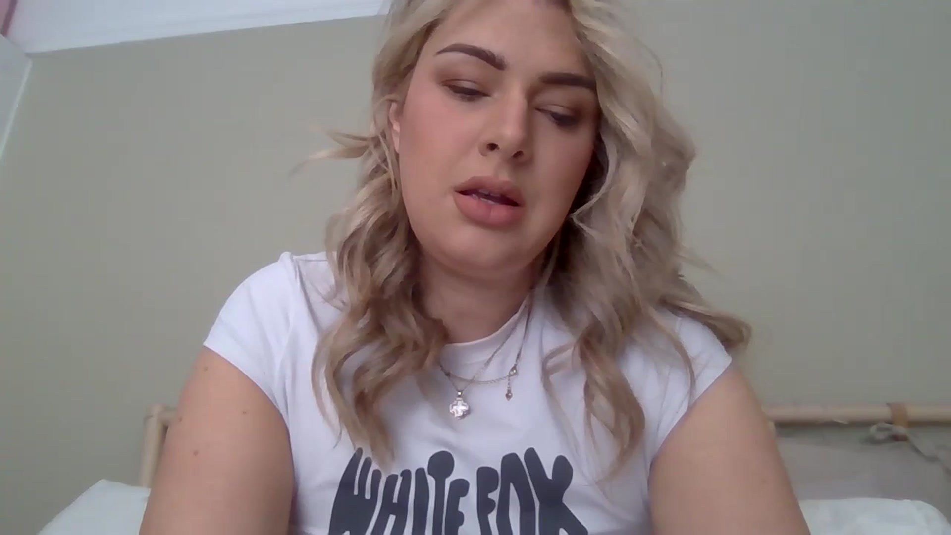 Gallery image thumbnail from Roxy_Reveals's myfreecams stream on, 06/05/2025, 10:12 image 14 of 20