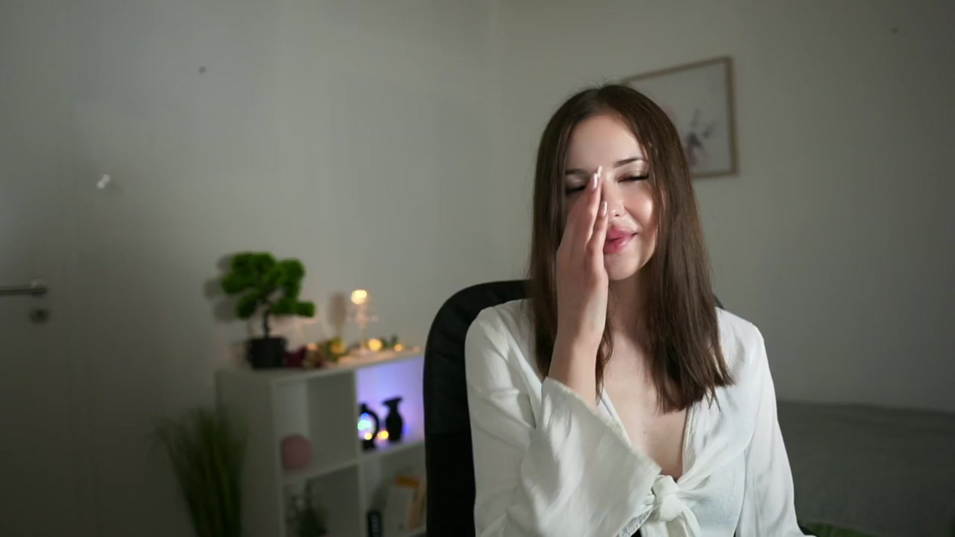 Gallery image thumbnail from Roxy_Russh_'s myfreecams stream on, 05/24/2024, 14:56 image 4 of 20