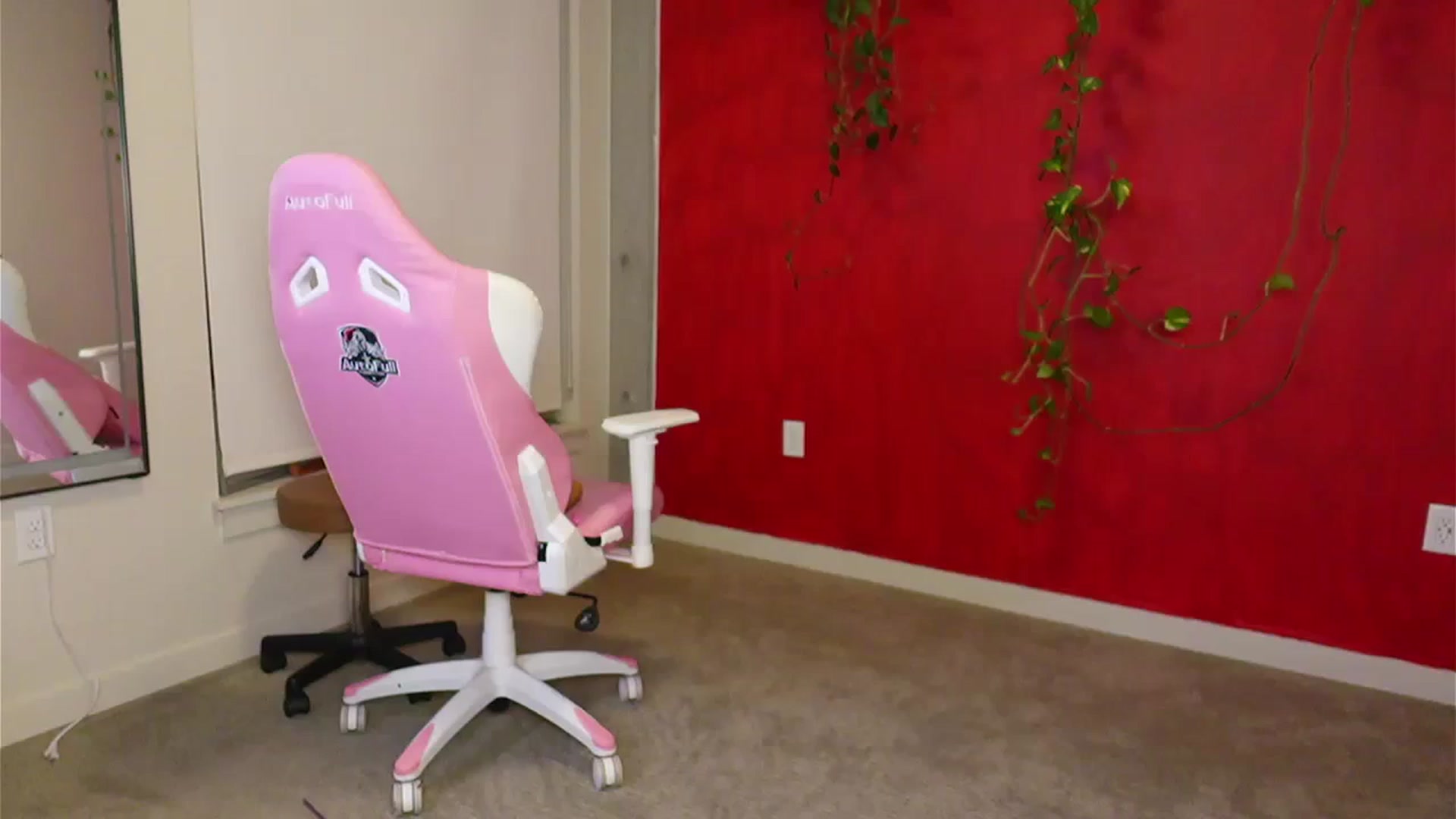 Gallery image thumbnail from RoyalBunny's myfreecams stream on, 10/11/2023, 12:46 image 5 of 20