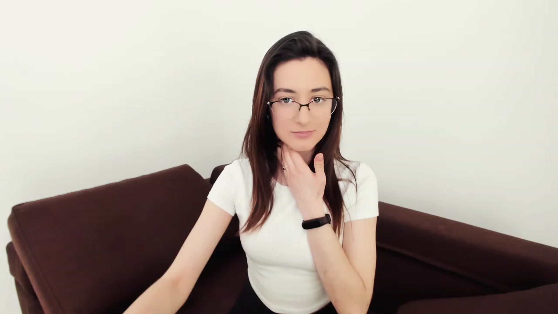 Gallery image thumbnail from RoyalKitten's myfreecams stream on, 04/30/2023, 10:27 image 9 of 20