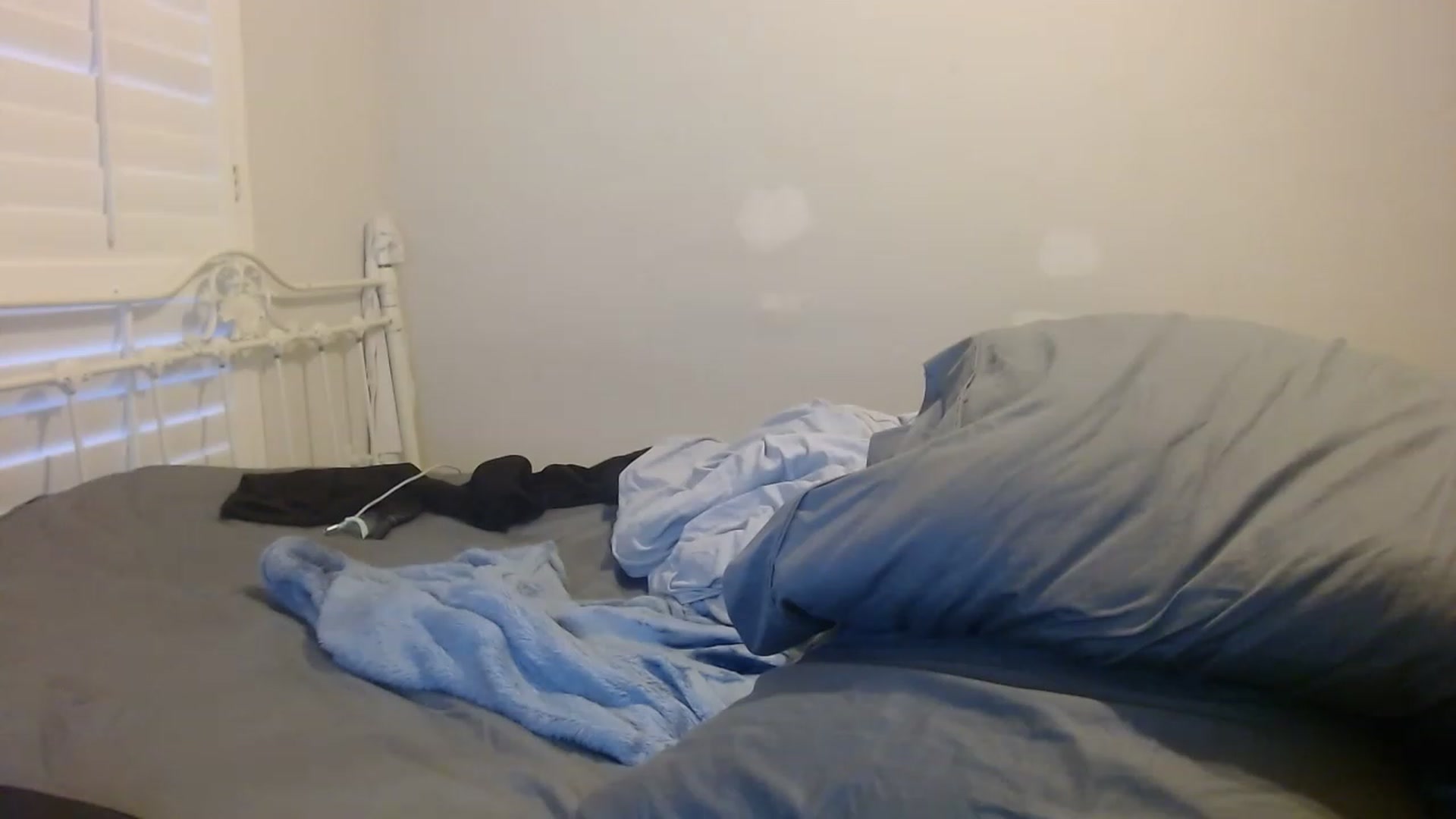 Gallery image thumbnail from Royalfwush's myfreecams stream on, 07/19/2023, 11:39 image 19 of 20