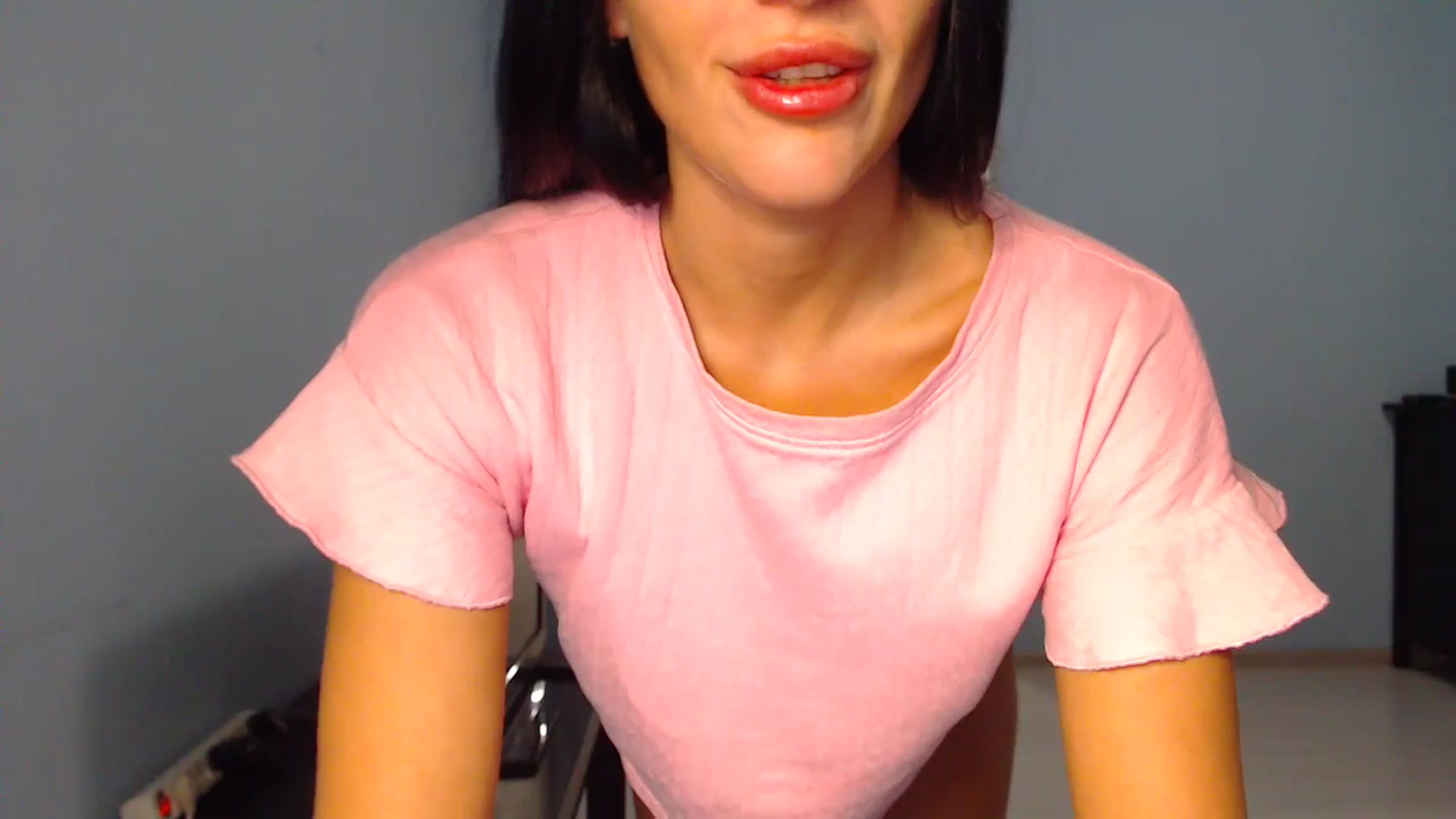 Gallery image thumbnail from Rozyblak's myfreecams stream on, 01/29/2024, 13:34 image 3 of 20