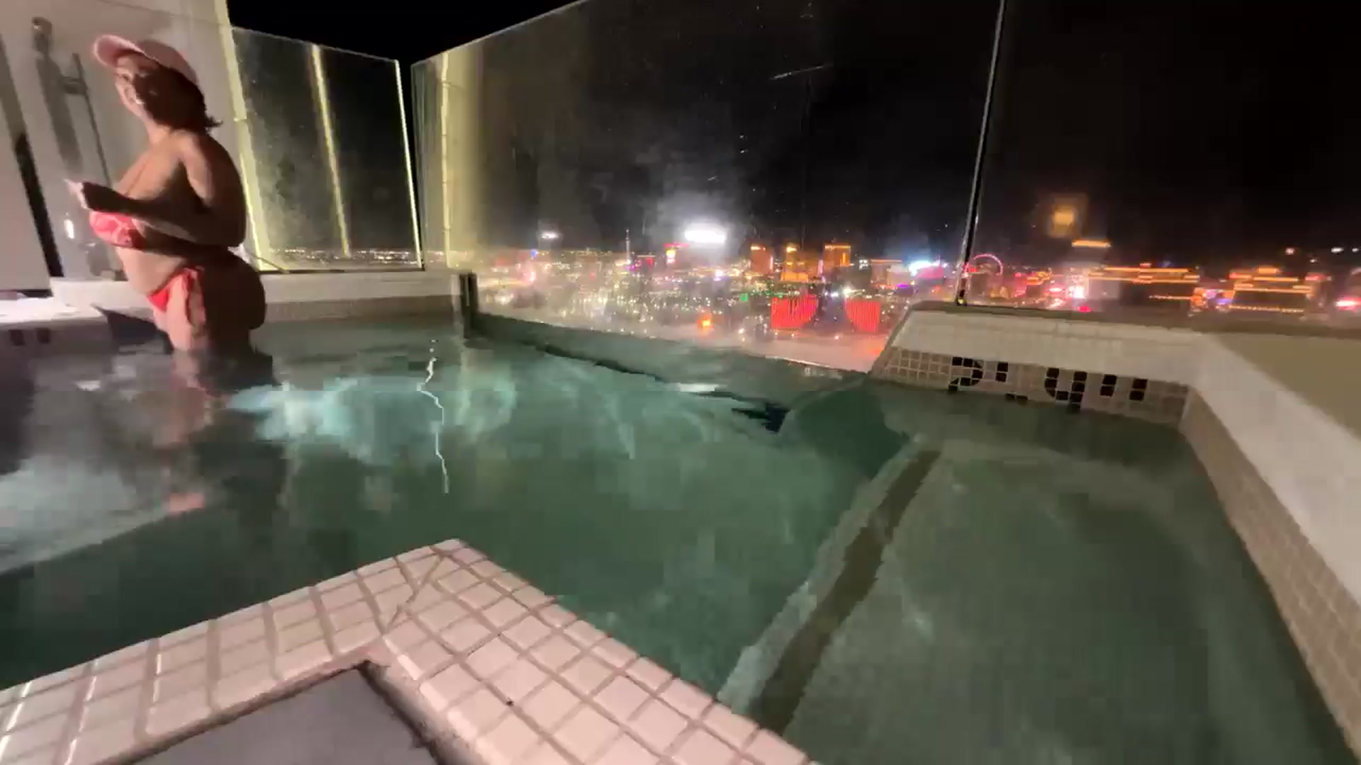 Gallery image thumbnail from RpgMona's myfreecams stream on, 01/27/2026, 07:03 image 18 of 20