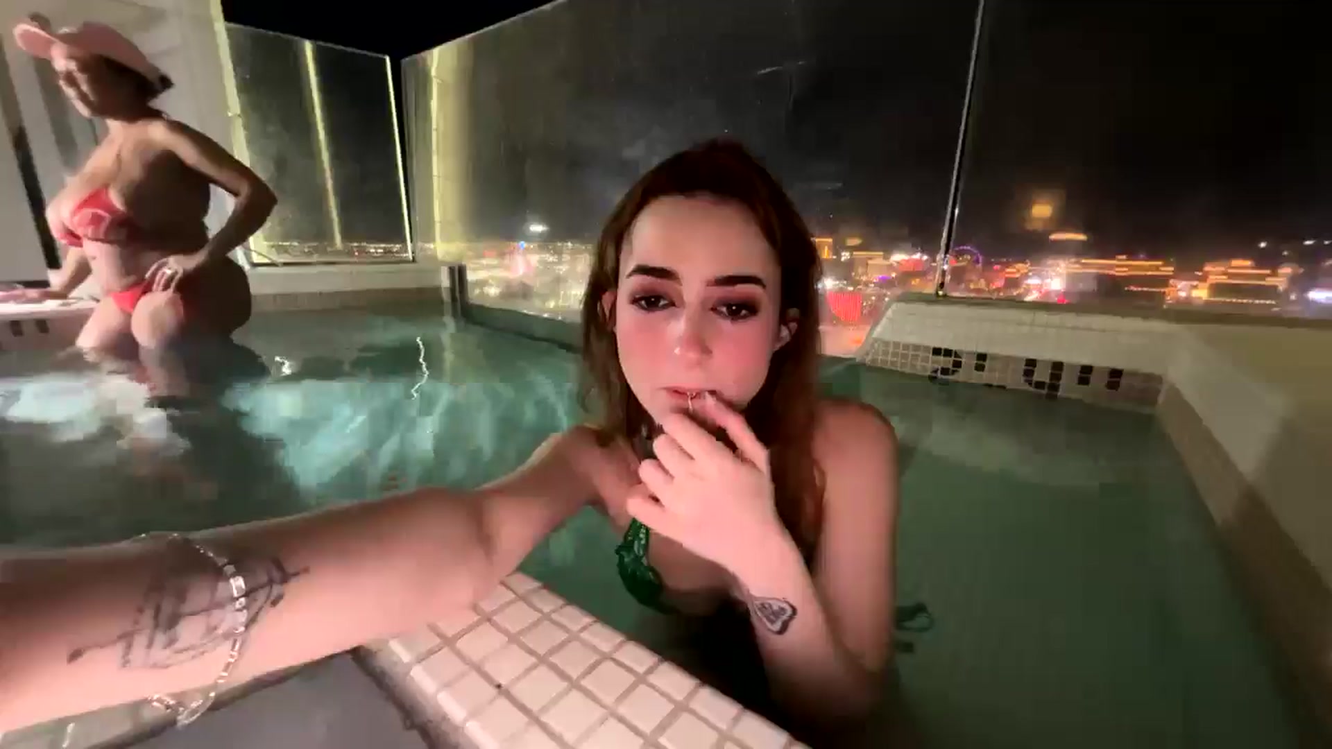 Gallery image thumbnail from RpgMona's myfreecams stream on, 01/27/2026, 07:03 image 17 of 20