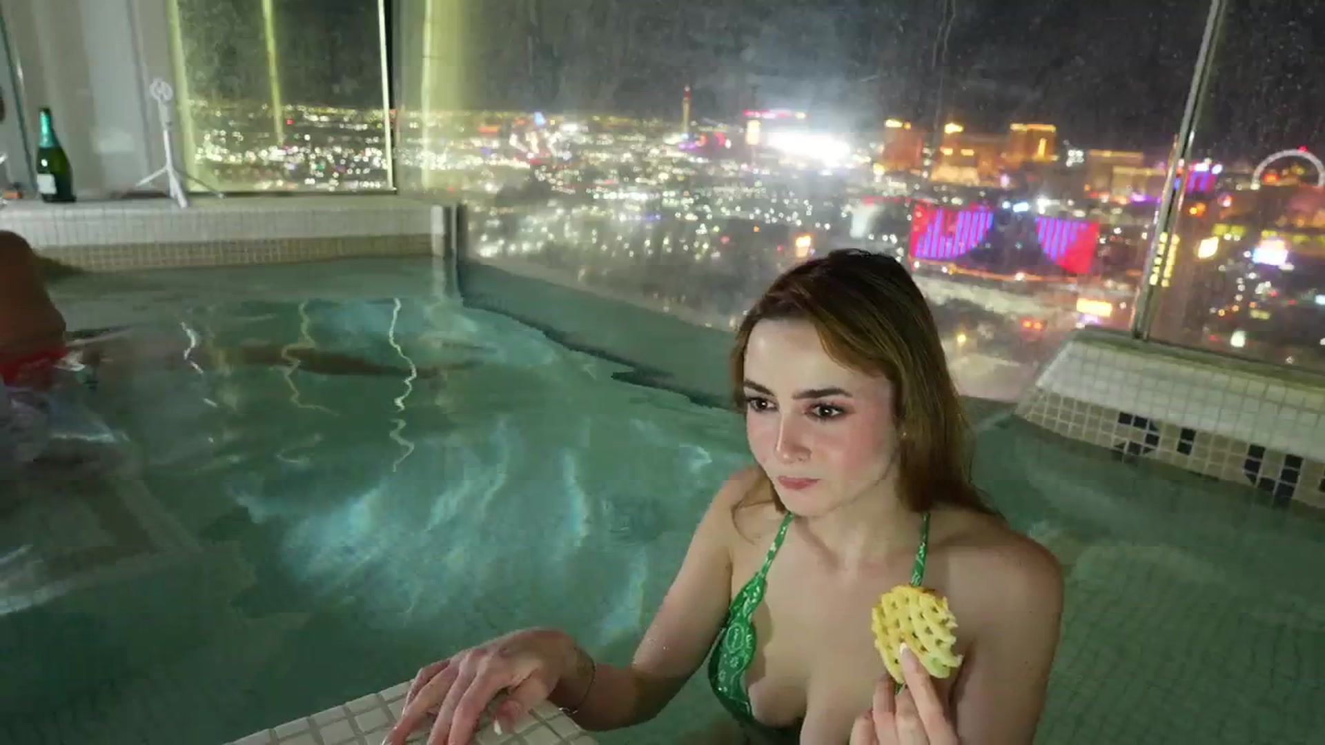 Gallery image thumbnail from RpgMona's myfreecams stream on, 01/27/2026, 07:30 image 19 of 20