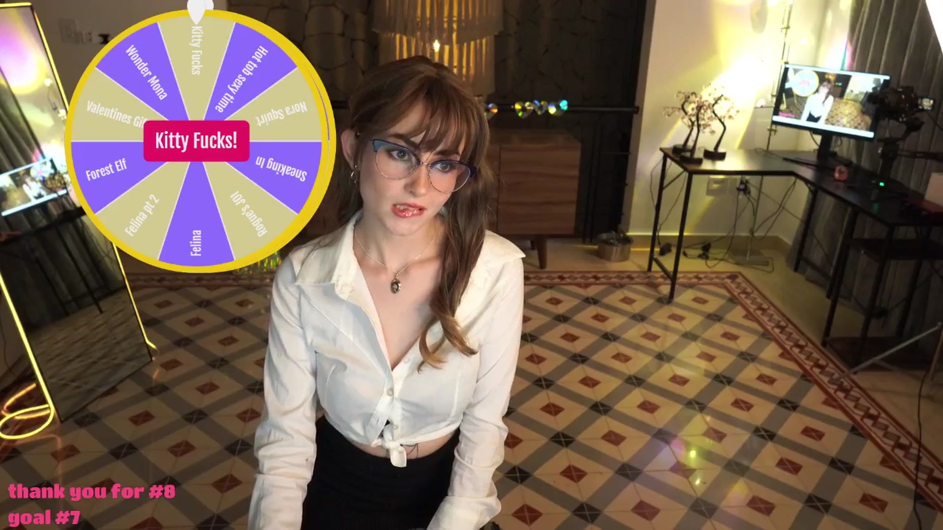 Gallery image thumbnail from RpgMona's myfreecams stream on, 03/19/2026, 06:02 image 9 of 20
