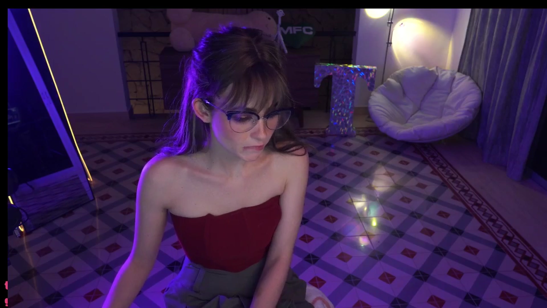 Gallery image thumbnail from RpgMona's myfreecams stream on, 03/26/2026, 04:45 image 17 of 20