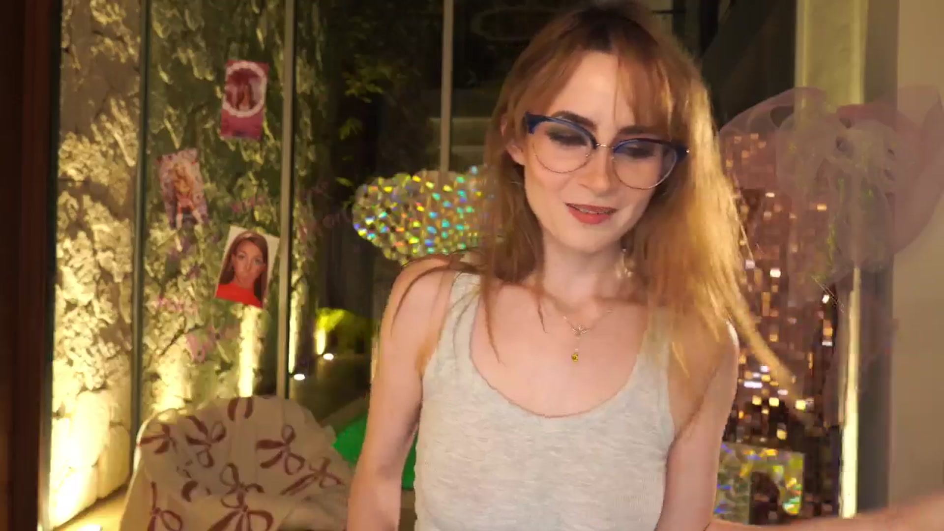 Gallery image thumbnail from RpgMona's myfreecams stream on, 04/08/2026, 06:23 image 16 of 20