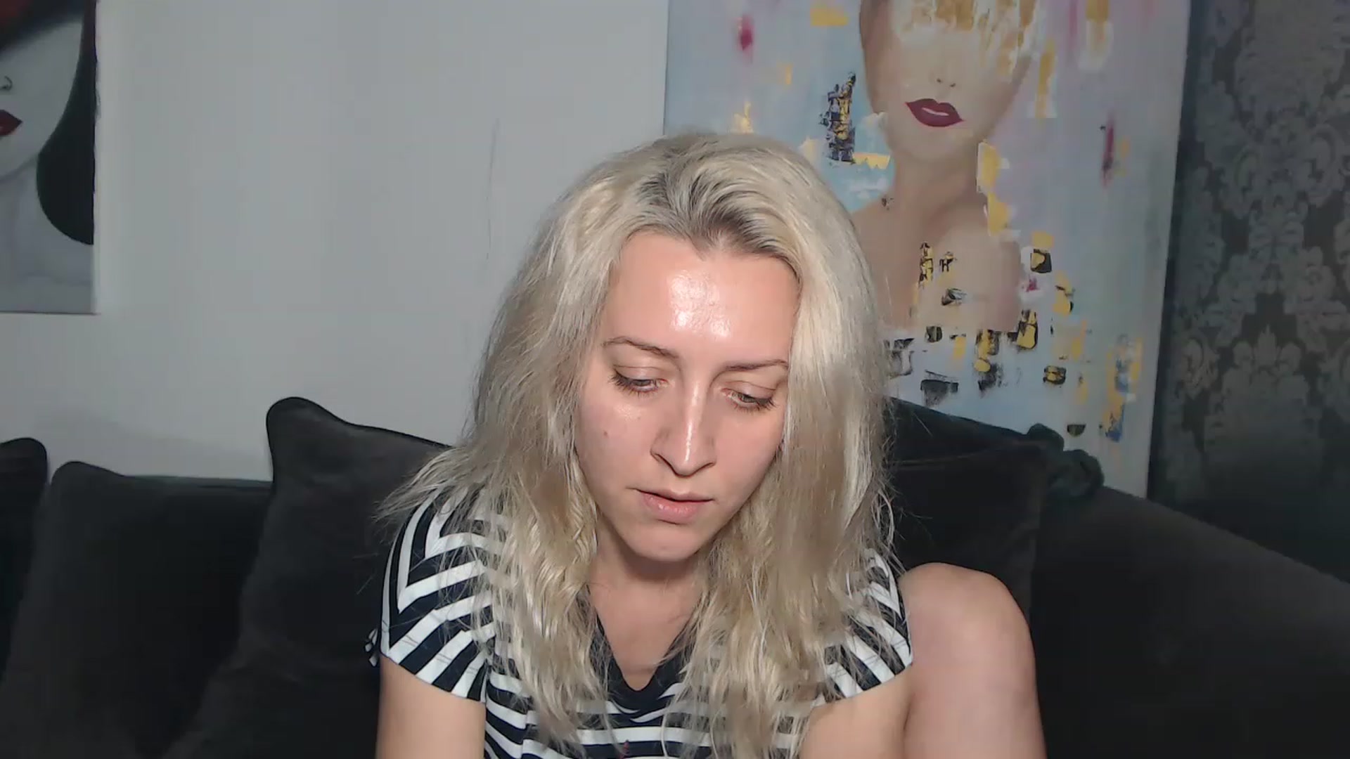 Gallery image thumbnail from RrrBecca's myfreecams stream on, 12/15/2022, 15:54 image 9 of 20