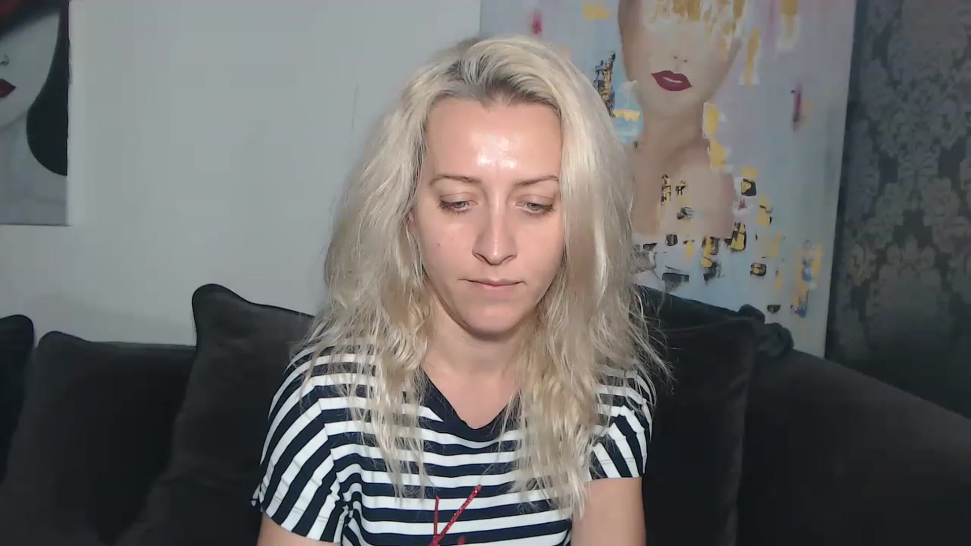 Gallery image thumbnail from RrrBecca's myfreecams stream on, 12/15/2022, 15:54 image 15 of 20