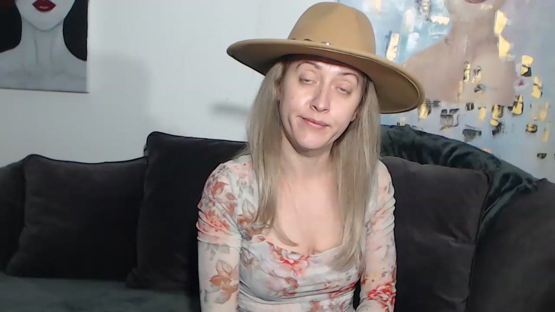 Gallery image thumbnail from RrrBecca's myfreecams stream on, 02/09/2023, 14:36 image 6 of 20