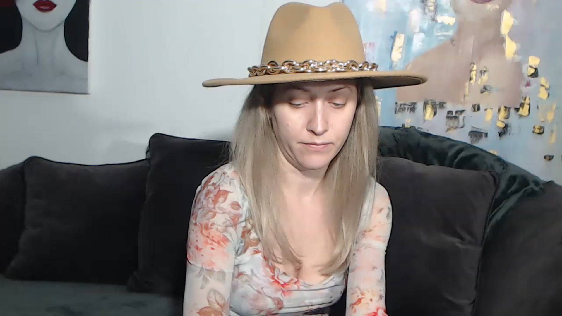 Gallery image thumbnail from RrrBecca's myfreecams stream on, 02/09/2023, 14:36 image 17 of 20