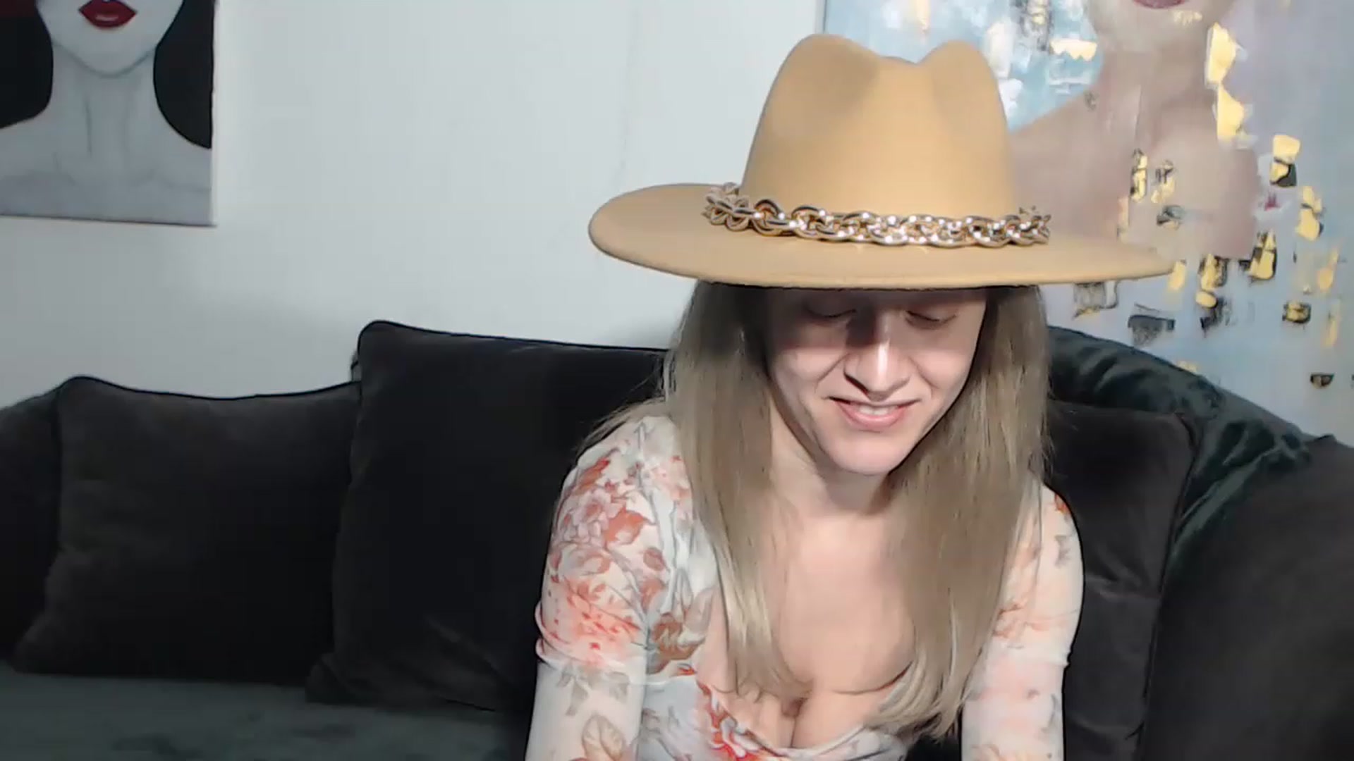 Gallery image thumbnail from RrrBecca's myfreecams stream on, 02/09/2023, 14:36 image 1 of 20