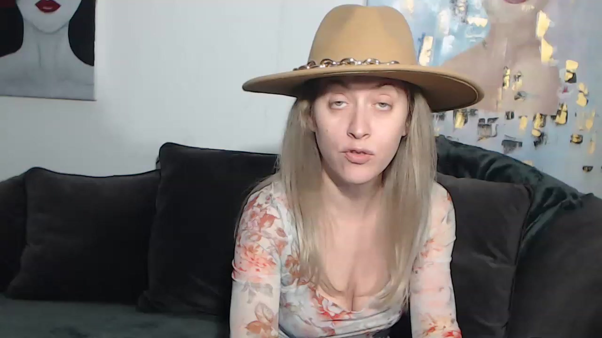 Gallery image thumbnail from RrrBecca's myfreecams stream on, 02/09/2023, 14:36 image 4 of 20