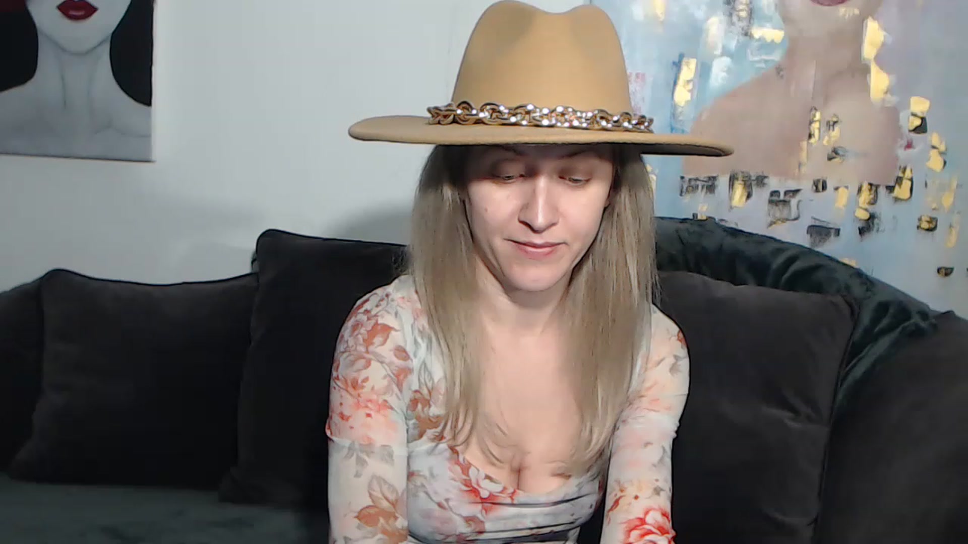 Gallery image thumbnail from RrrBecca's myfreecams stream on, 02/09/2023, 14:36 image 10 of 20