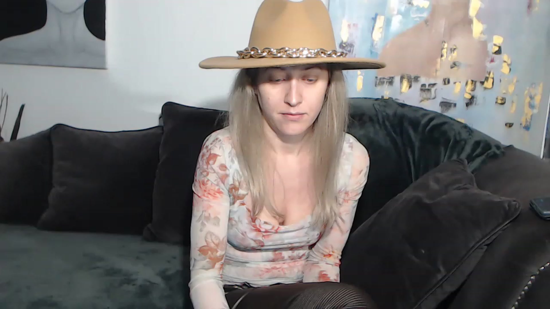 Gallery image thumbnail from RrrBecca's myfreecams stream on, 02/09/2023, 16:04 image 15 of 20